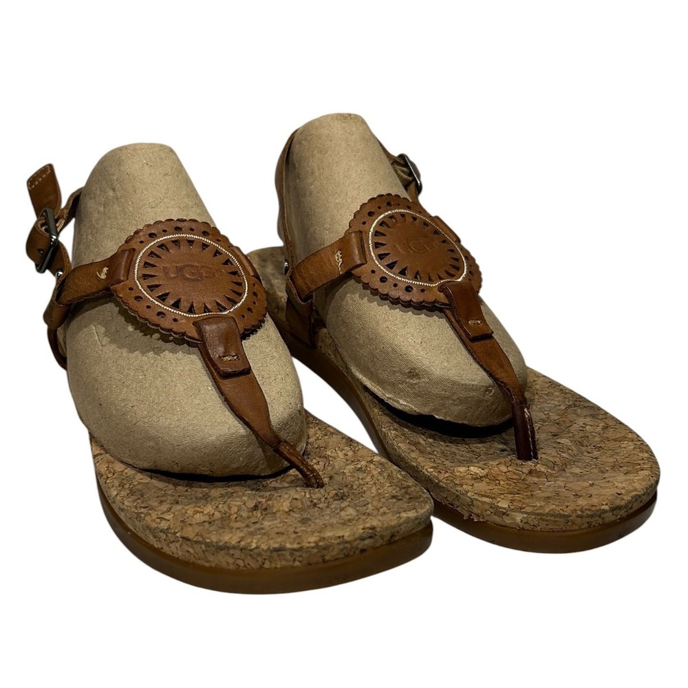 UGG Women Brown Leather Cork Footbed Medallion Thong Ankle Strap Sandals 8